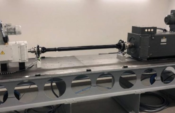 New-driveline-efficiency-test-rig-702×336-1024×585-1300×742